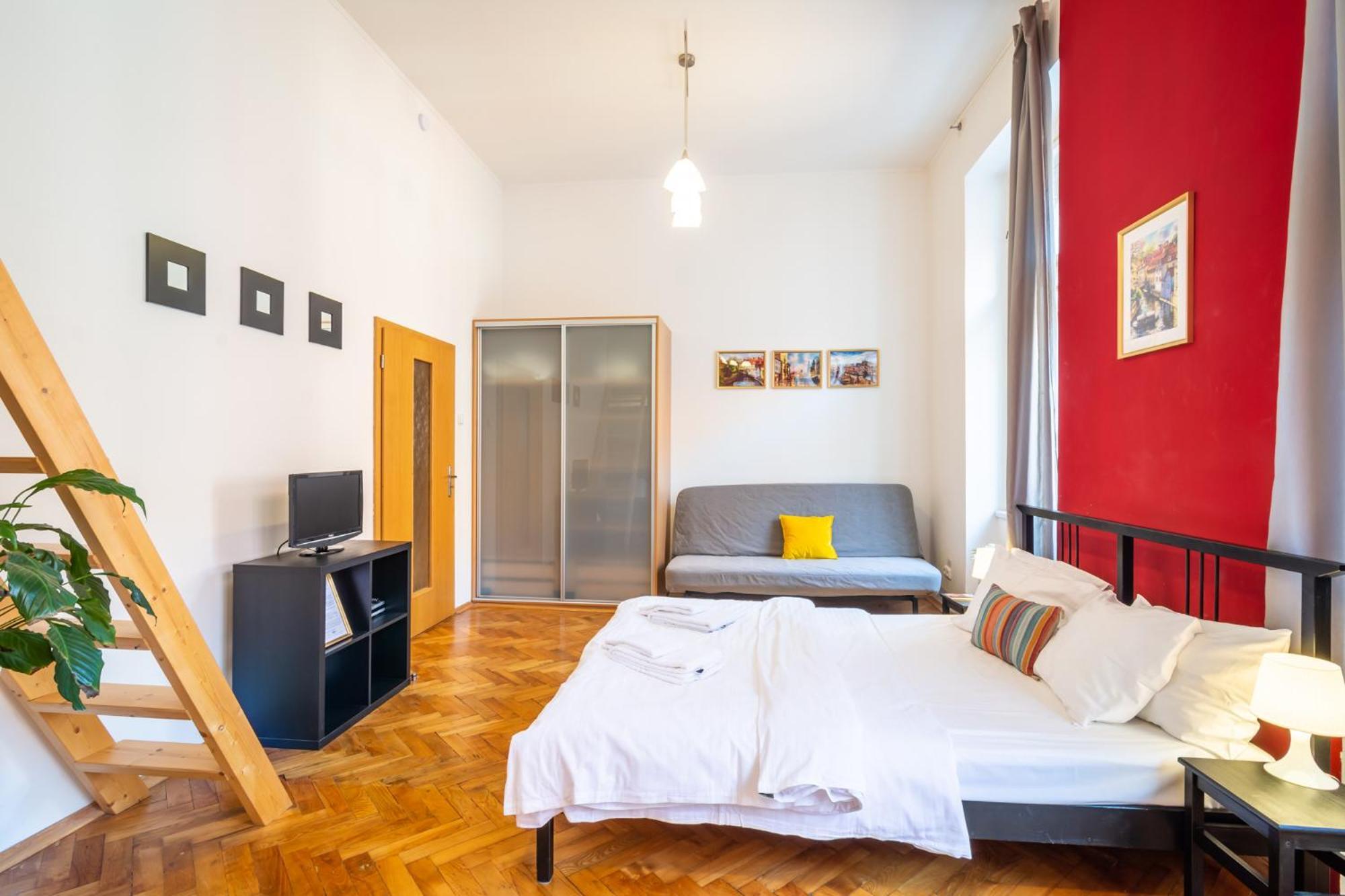 Apartment Royal Road *