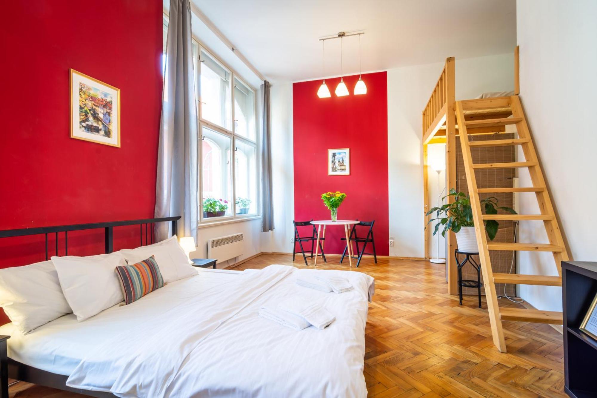 Apartment Royal Road Prag