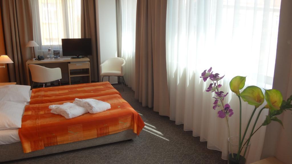 Ehrlich Hotel