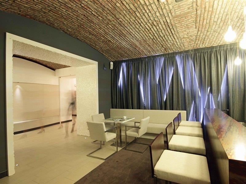 Hotel Pure White 4*
