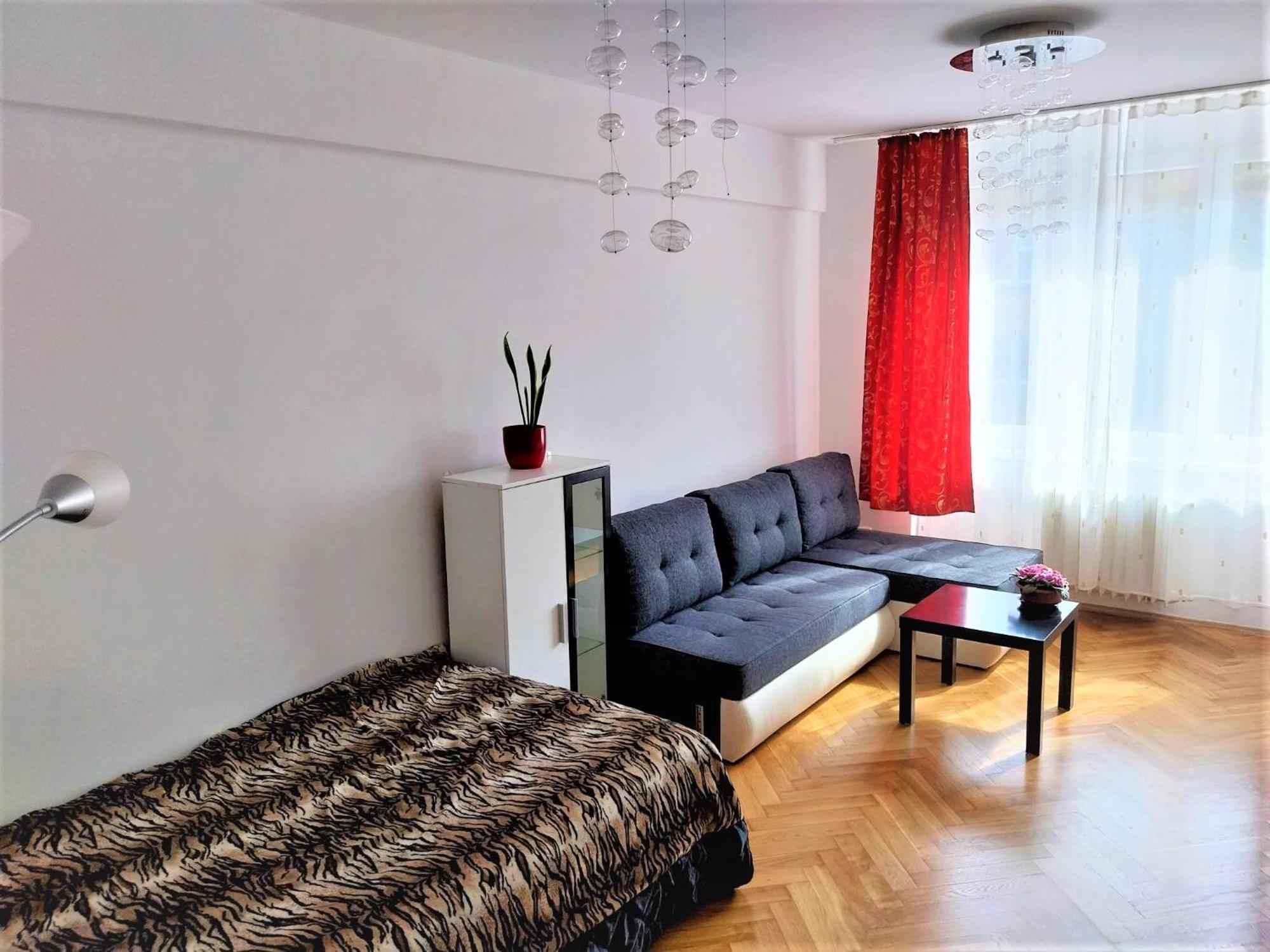Parking Free One With Netflix In Shared Flat With A Woman In Next And Shared Bathroom And Kitchen No Invoice Hospedagem domiciliar