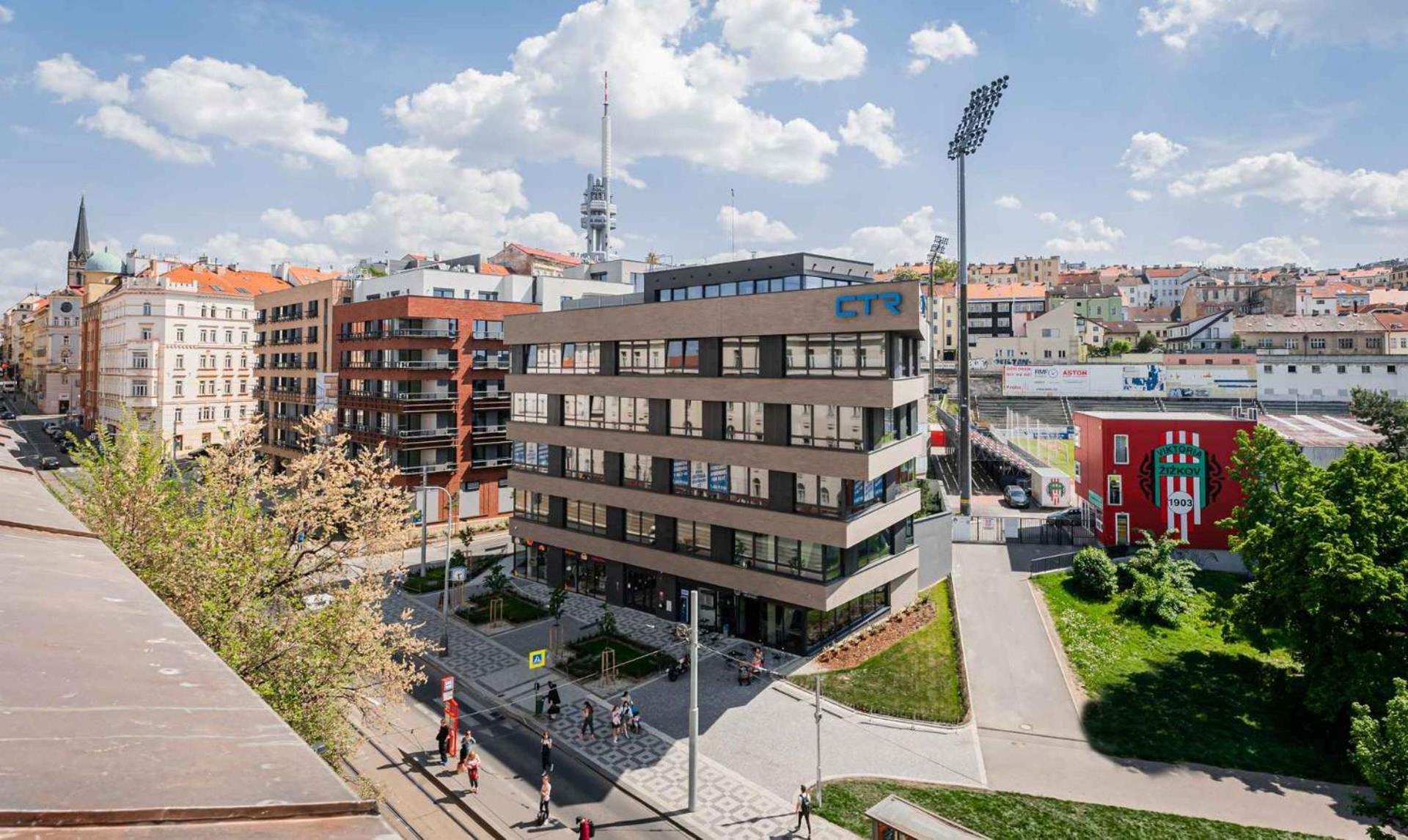 4 Room, 2 Bath, Parking * Praga