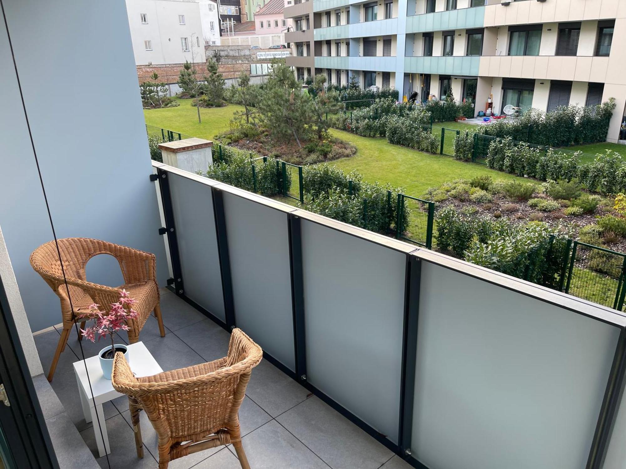 Apartamento 4 Room, 2 Bath, Parking Praga