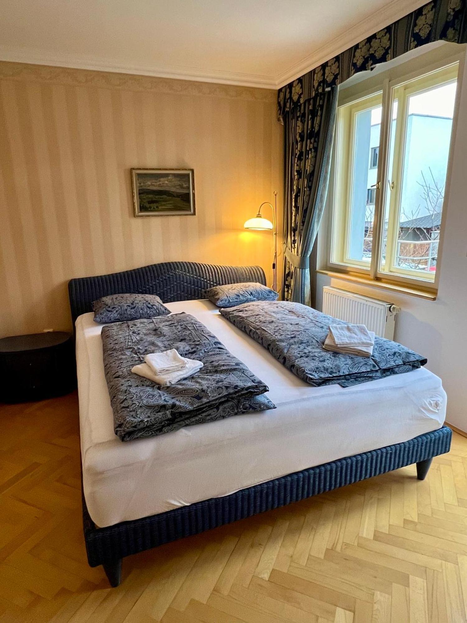 Retro Villa Prague 700Sqm Indoor-Pool, Sauna, Bbq, Table Soccer * Prague