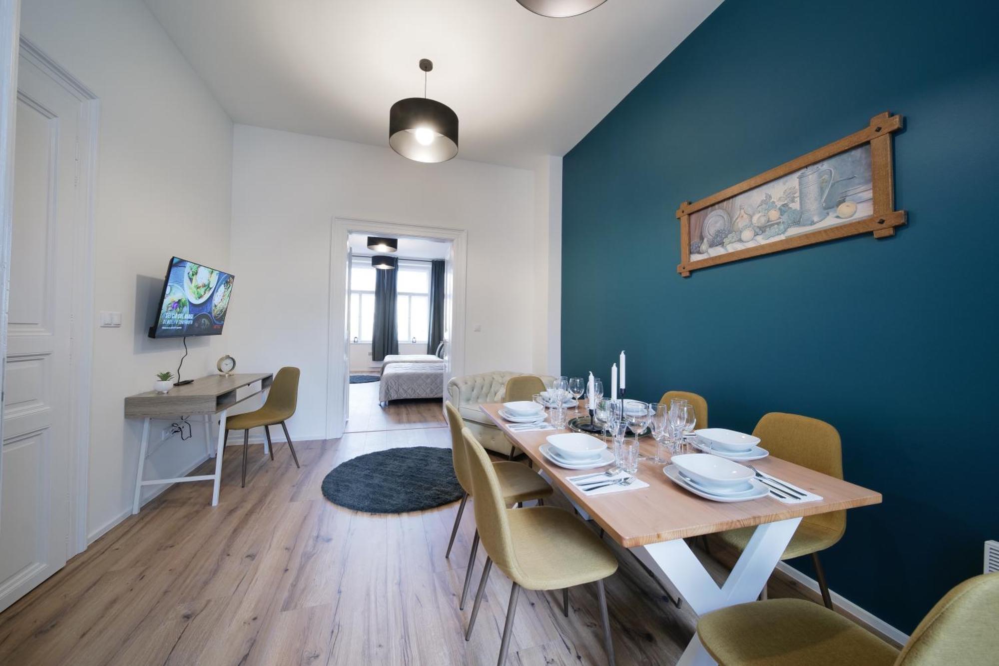 Majestic Square View Apartment Prag