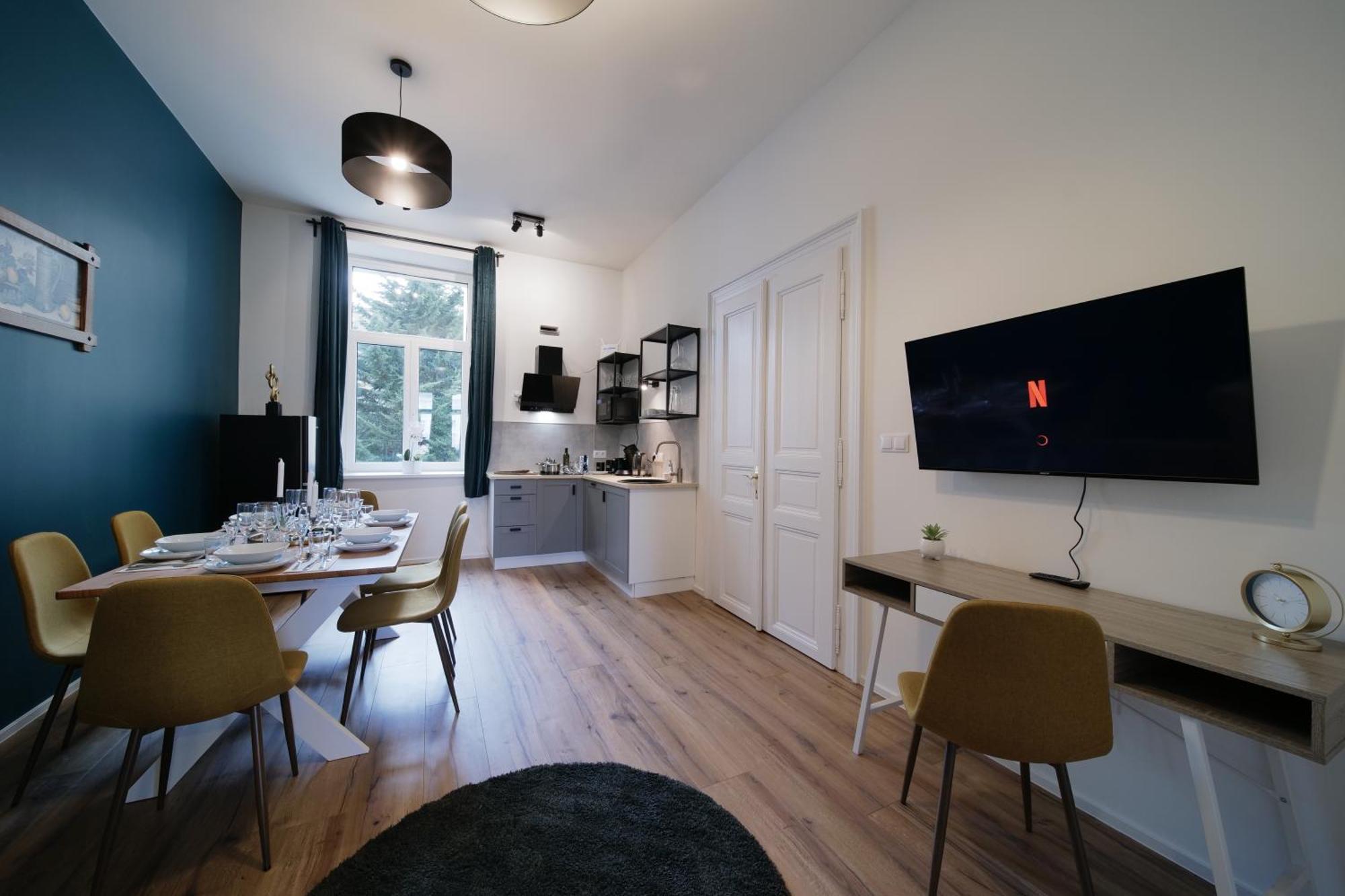 Apartment Majestic Square View Prag