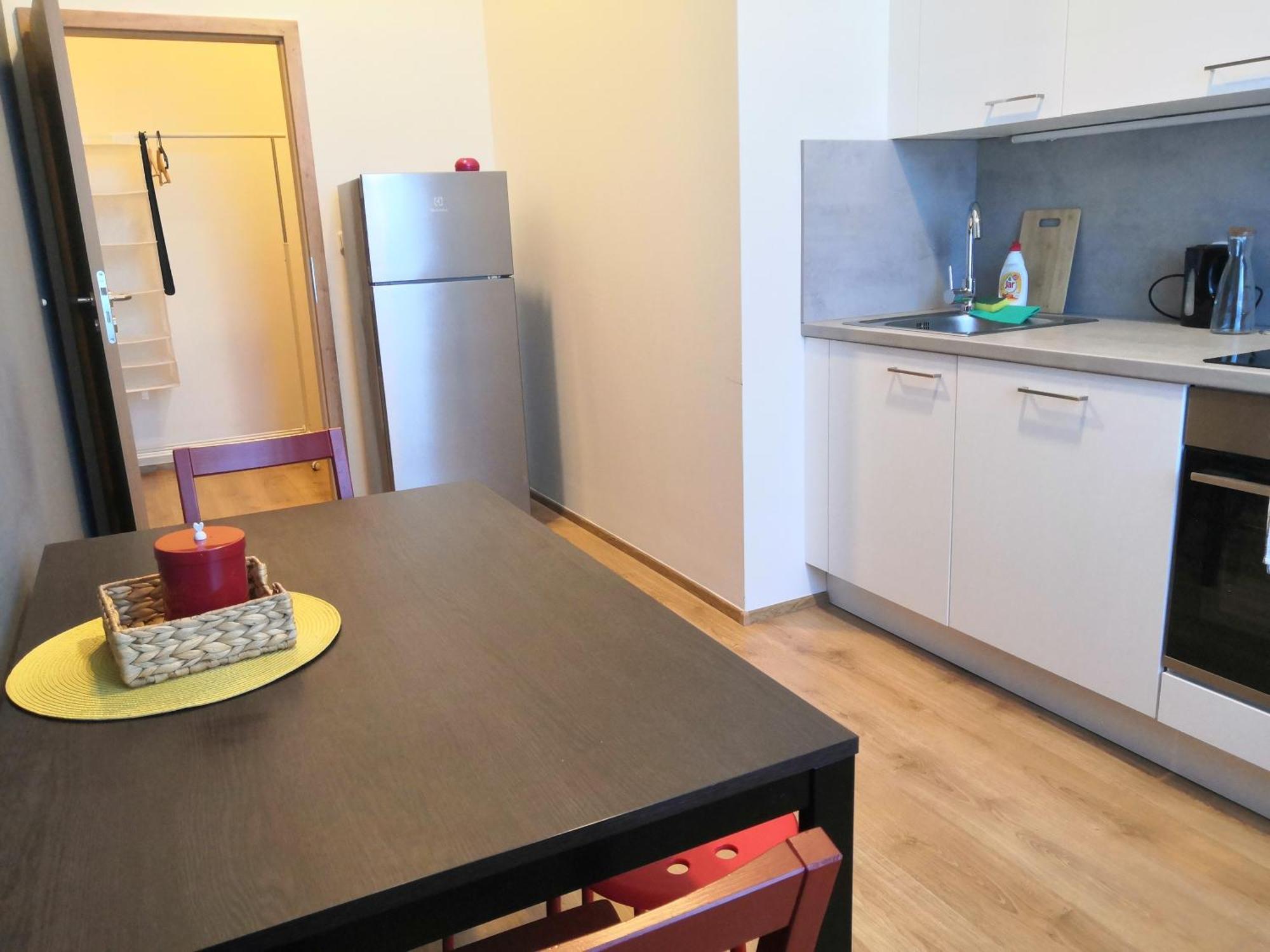 Brand New Apartment *