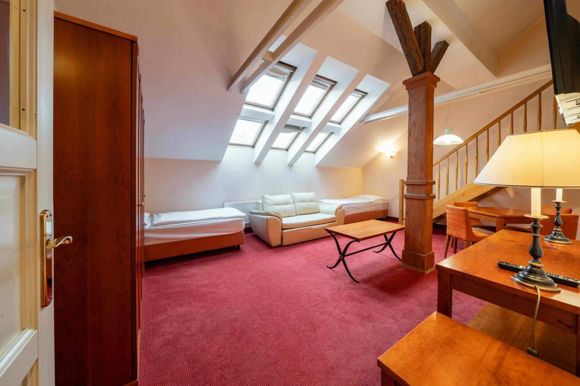 Raffaello Otel 4*