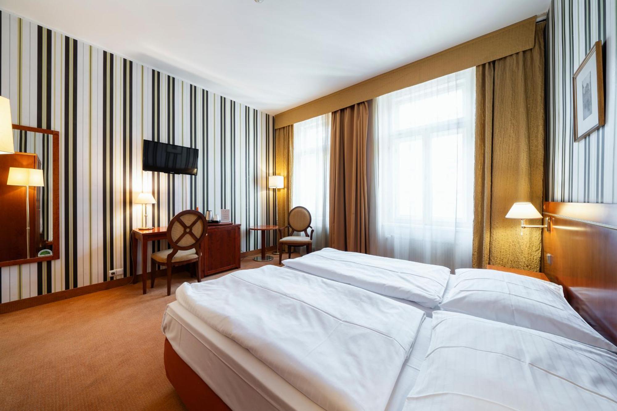 Raffaello Otel