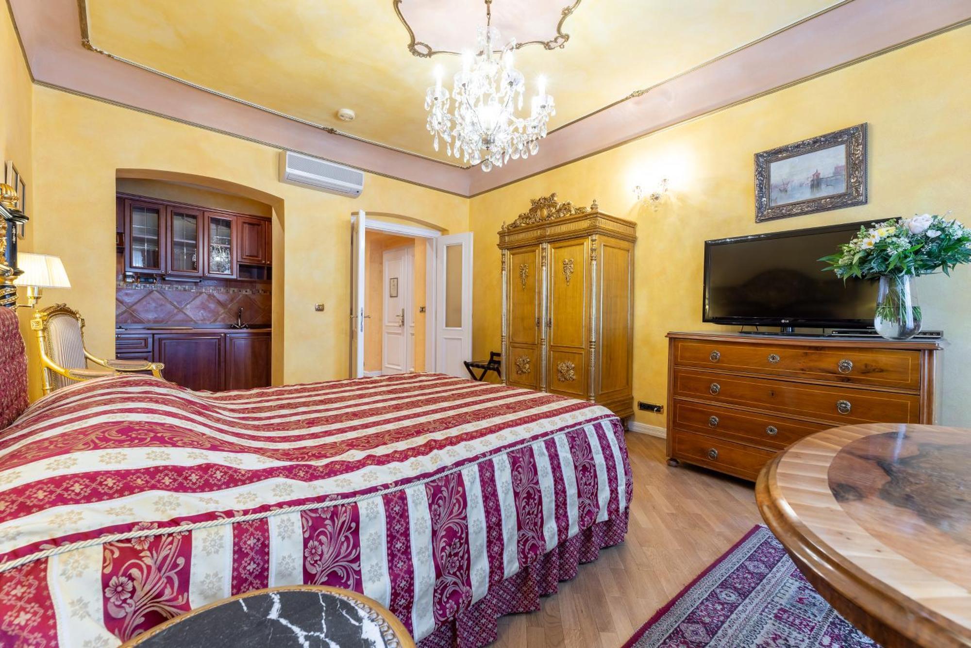 Nosticova Apart Otel
