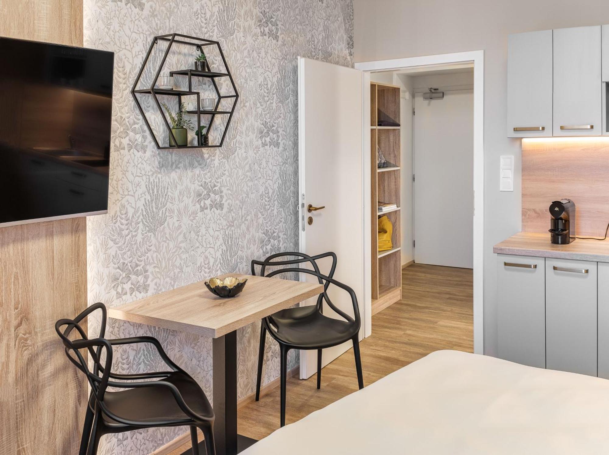 Theatre 9 By Adrez Apartment Prague