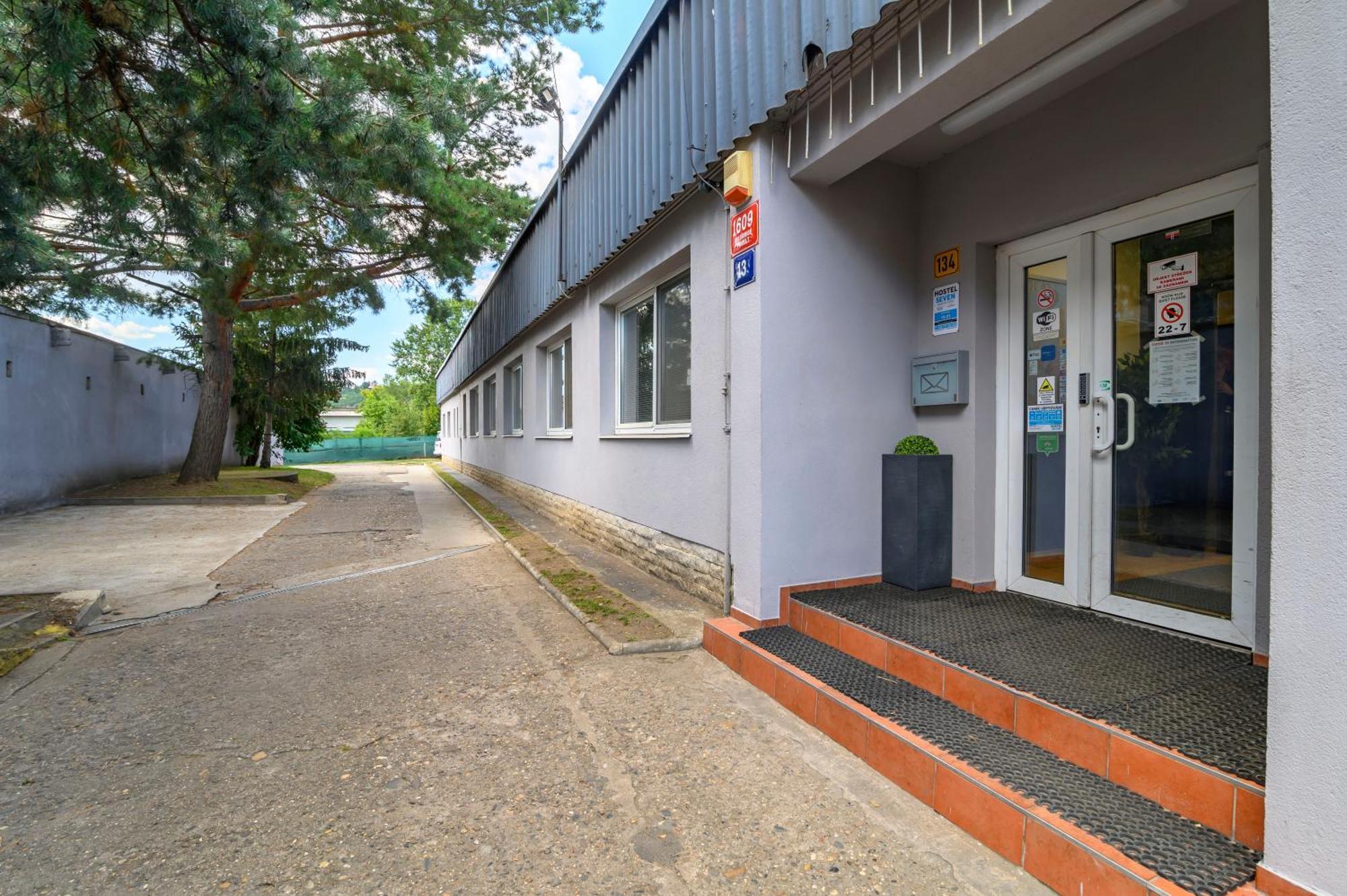 Seven Auberge de jeunesse