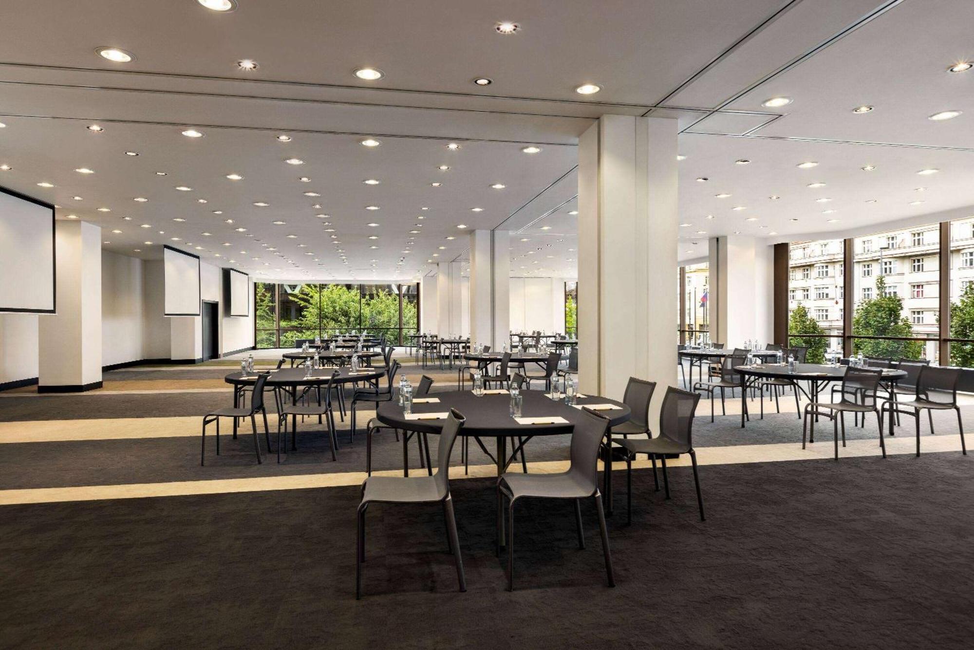 Vienna House By Wyndham Diplomat 4* Praga
