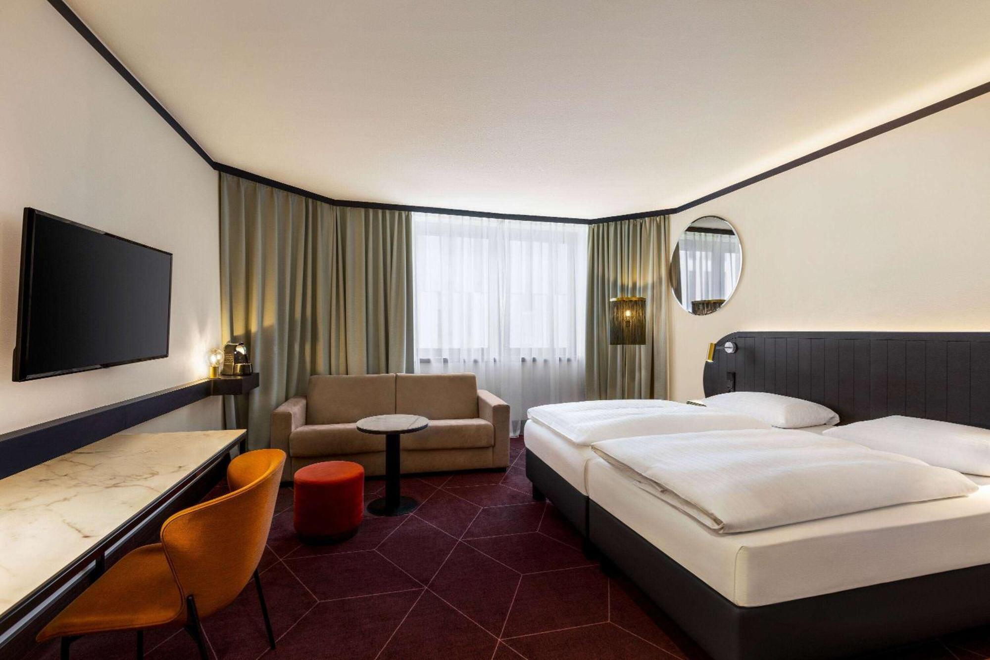 Vienna House By Wyndham Diplomat Hotel