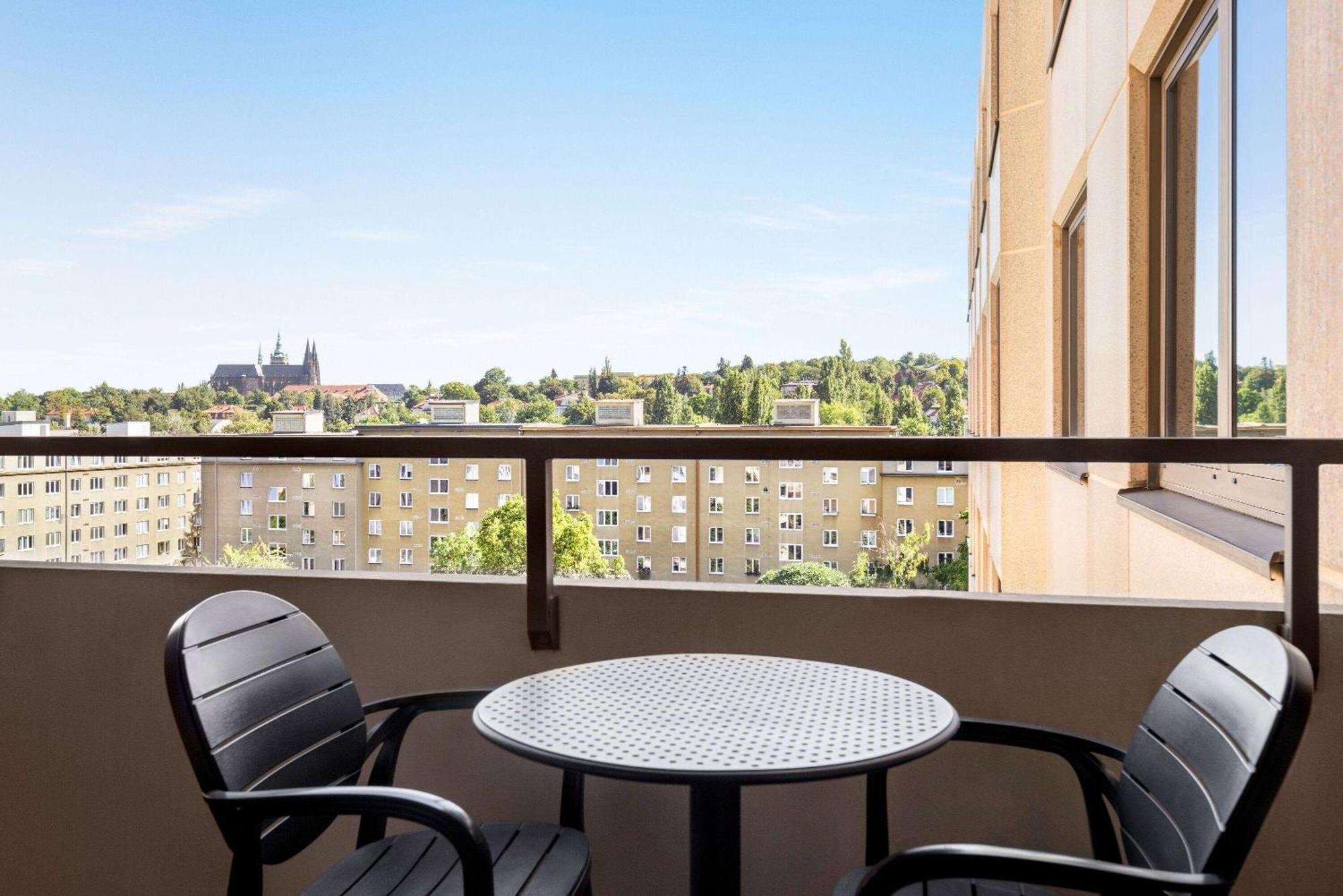 Hotel Vienna House By Wyndham Diplomat 4*