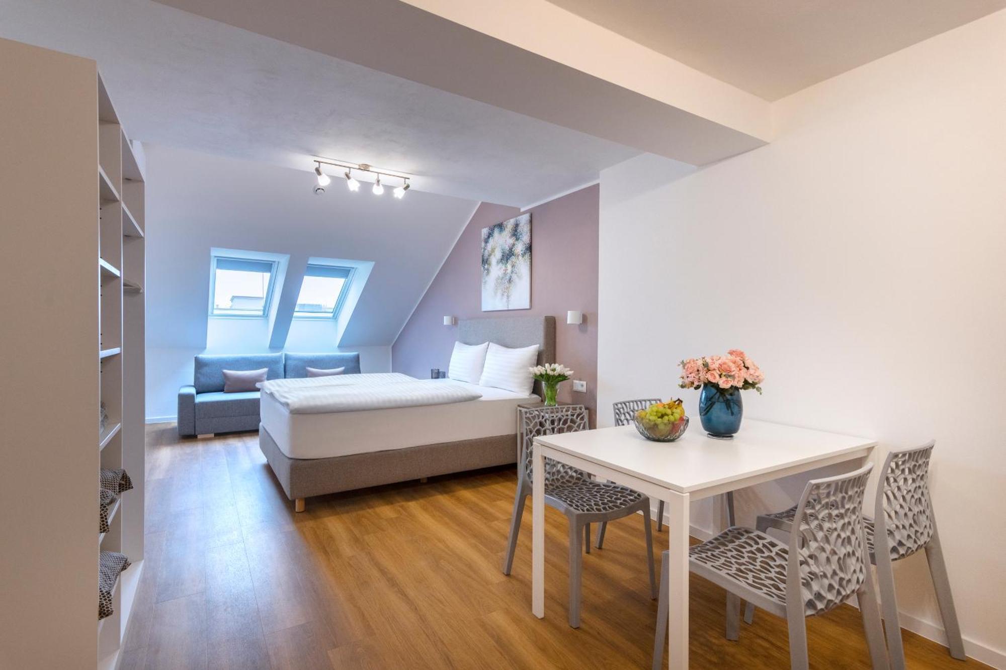 Aparthotel Hidden Art Boutique By Dwellfort 4*