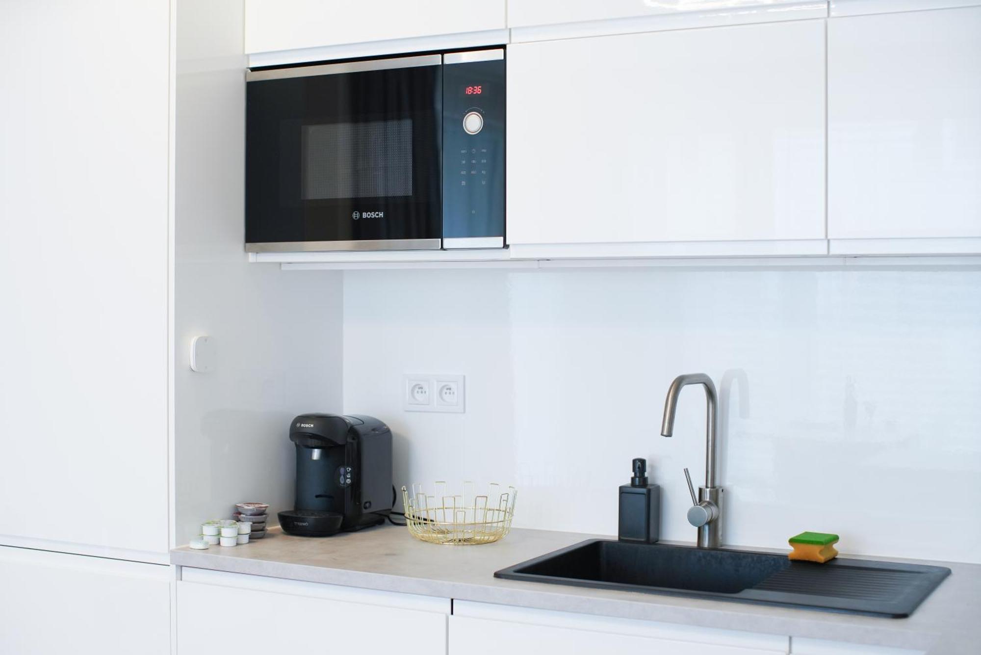 Holesovice Delight: Modern Comfort With A Twist In 7 Apartamento