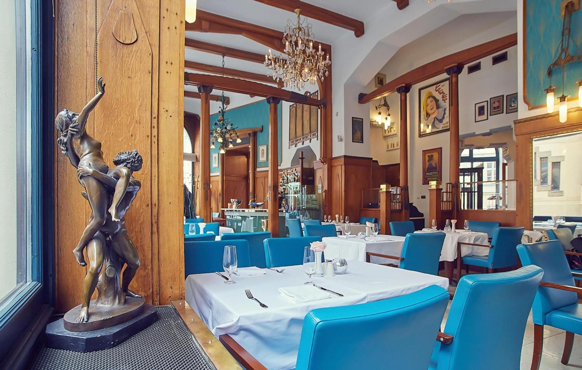 Otel Paris 5*