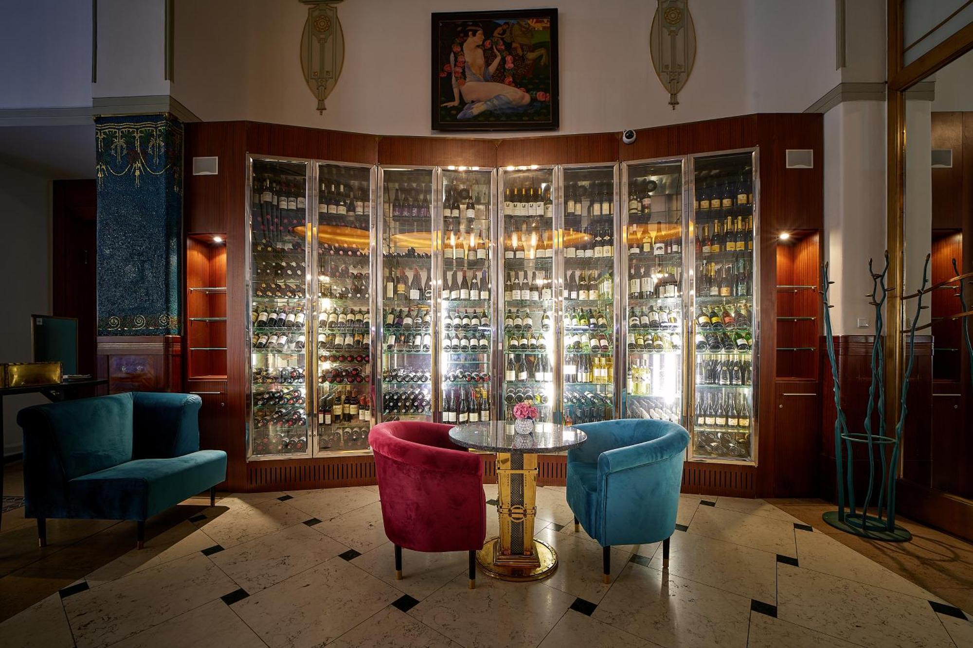 Paris Otel 5*