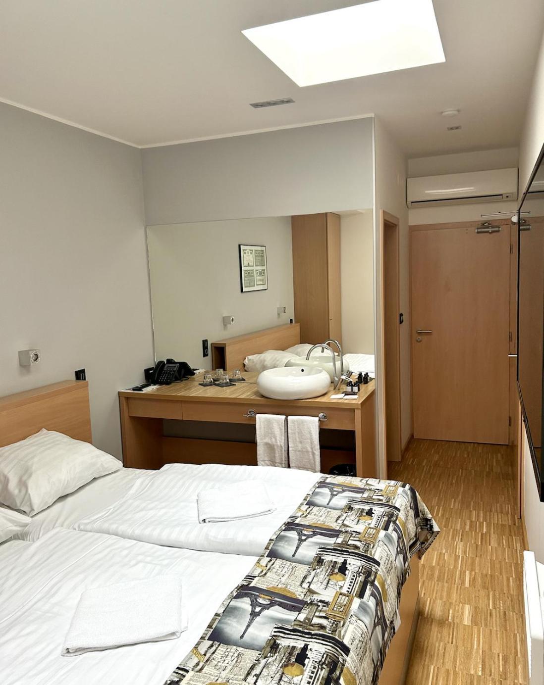 Otel Blue Orange 4*