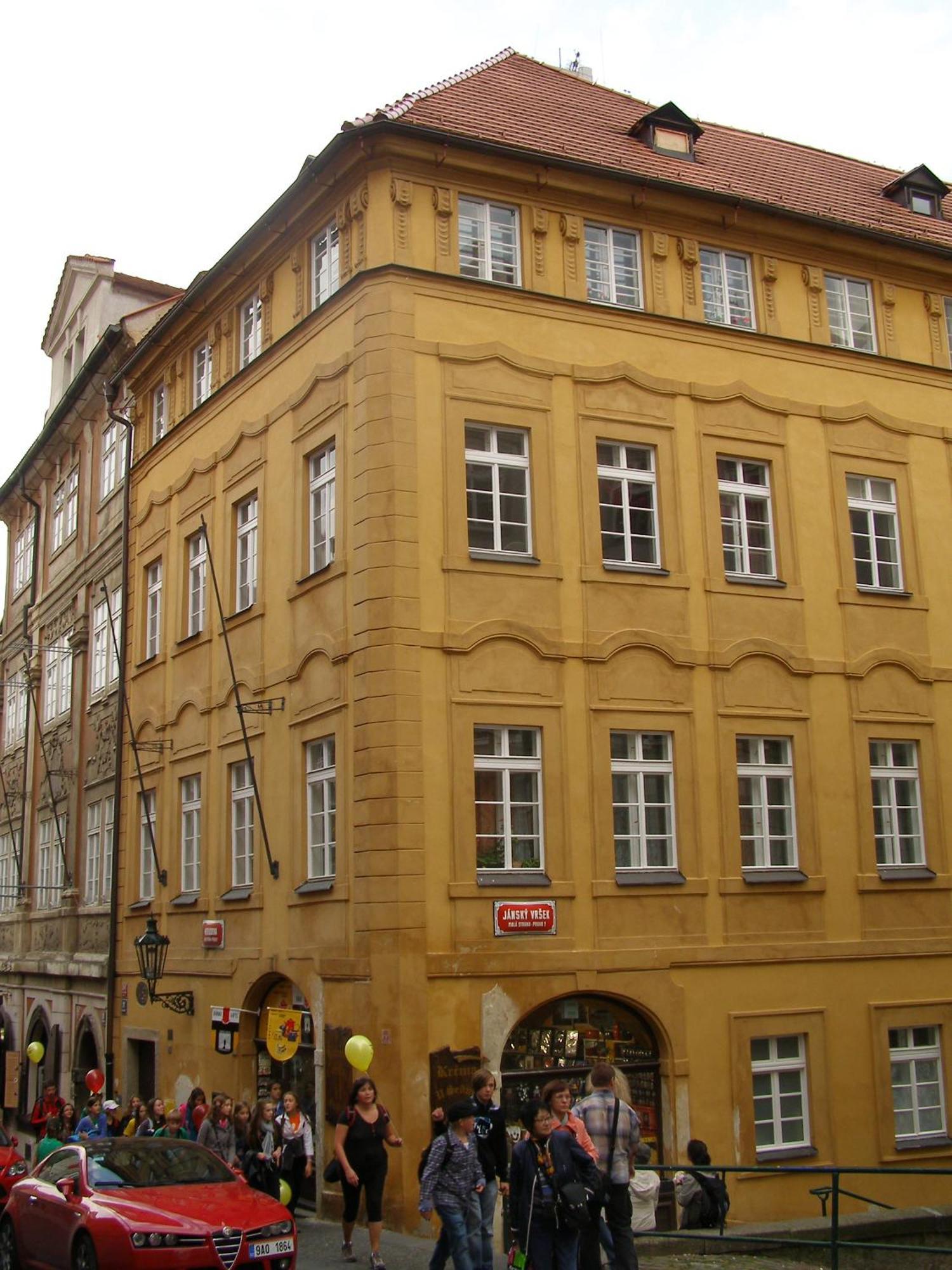 Nerudova Apartamento *