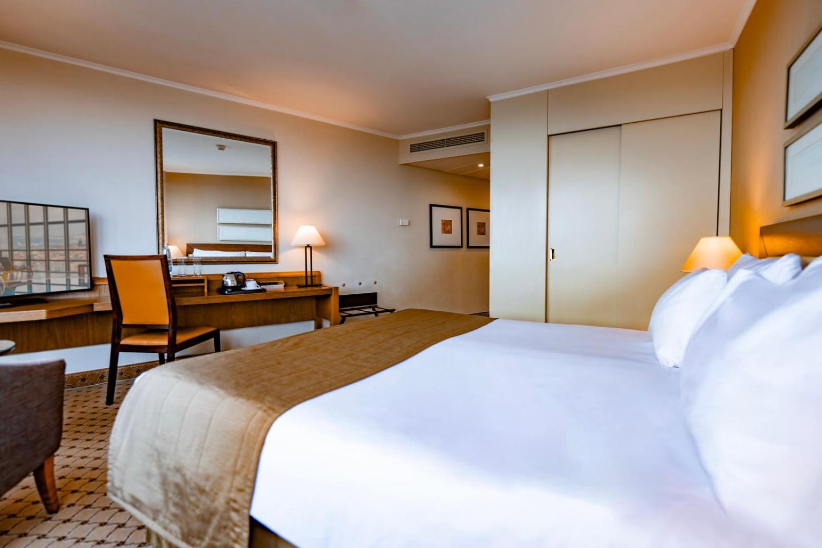 Hotel Grand Towers - Czech Leading 5*