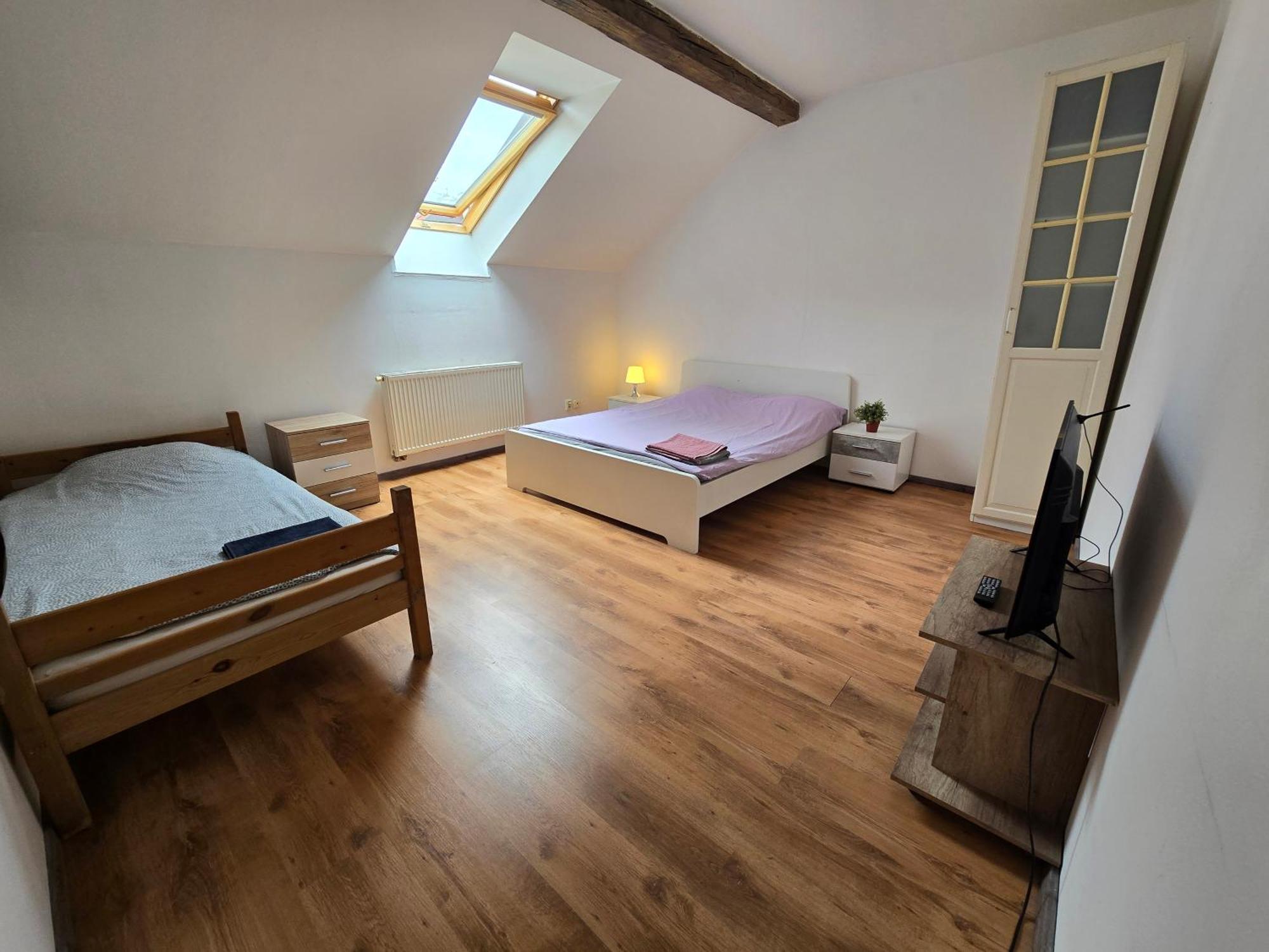 Zizkov A Apartamento Praga