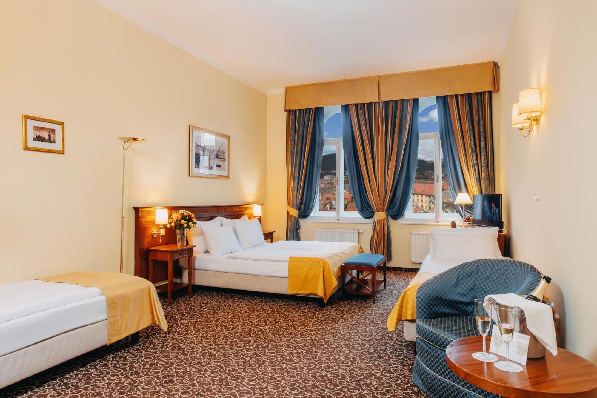 Louis Leger - Czech Leading Otel
