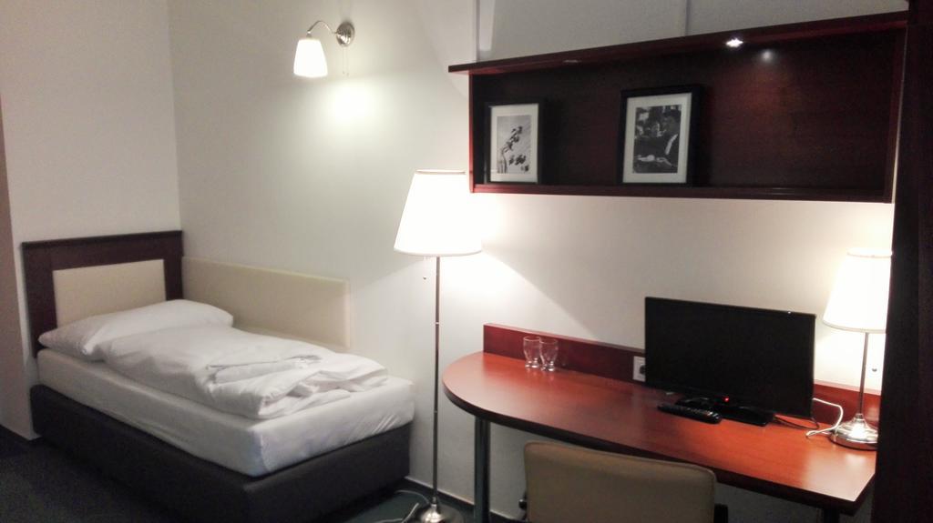 Elen's Arlington Hotel Praga
