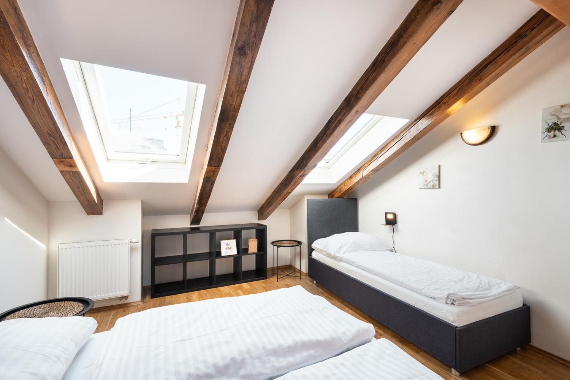 Hybernska Apartment