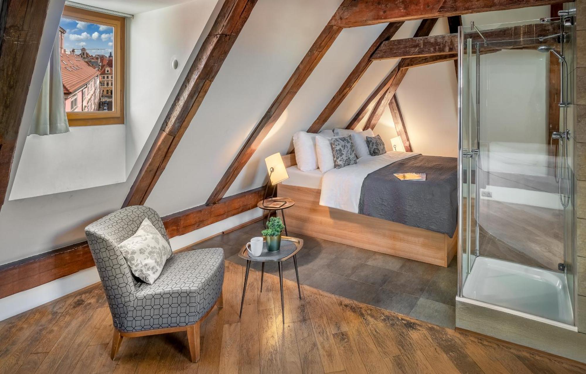 3 Epoques By Adrez Apartment *