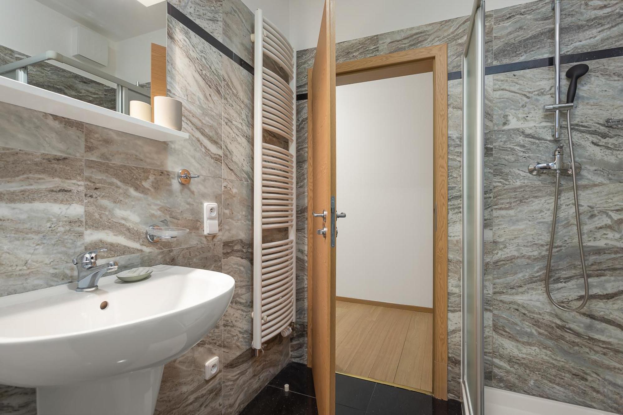 Aparthotel Residence Invalidovna 3*