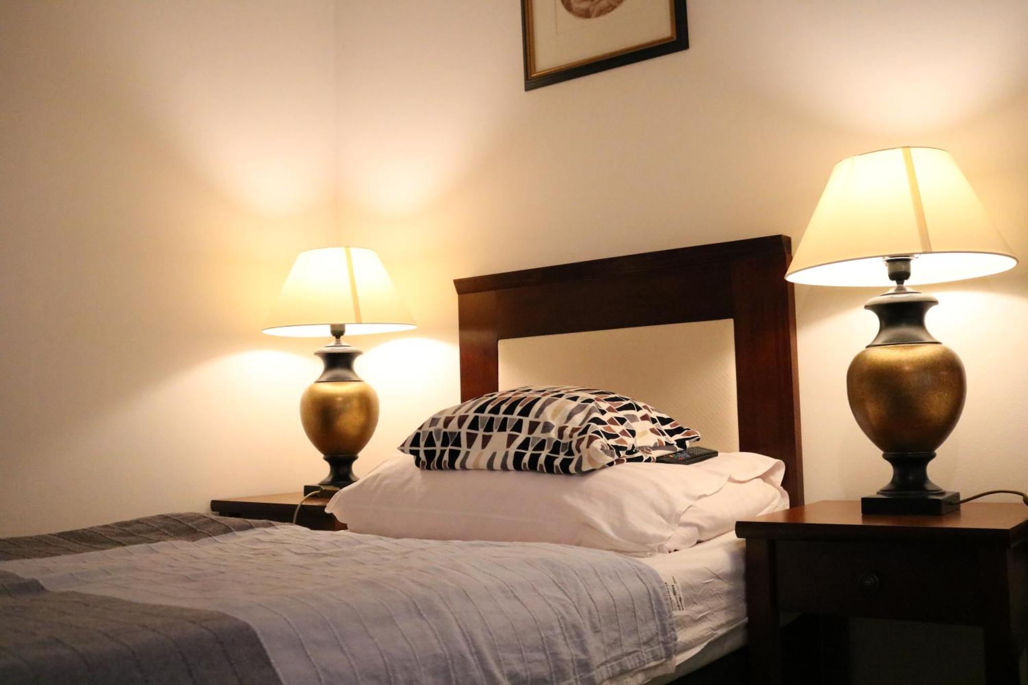 Nobles Apartamento *