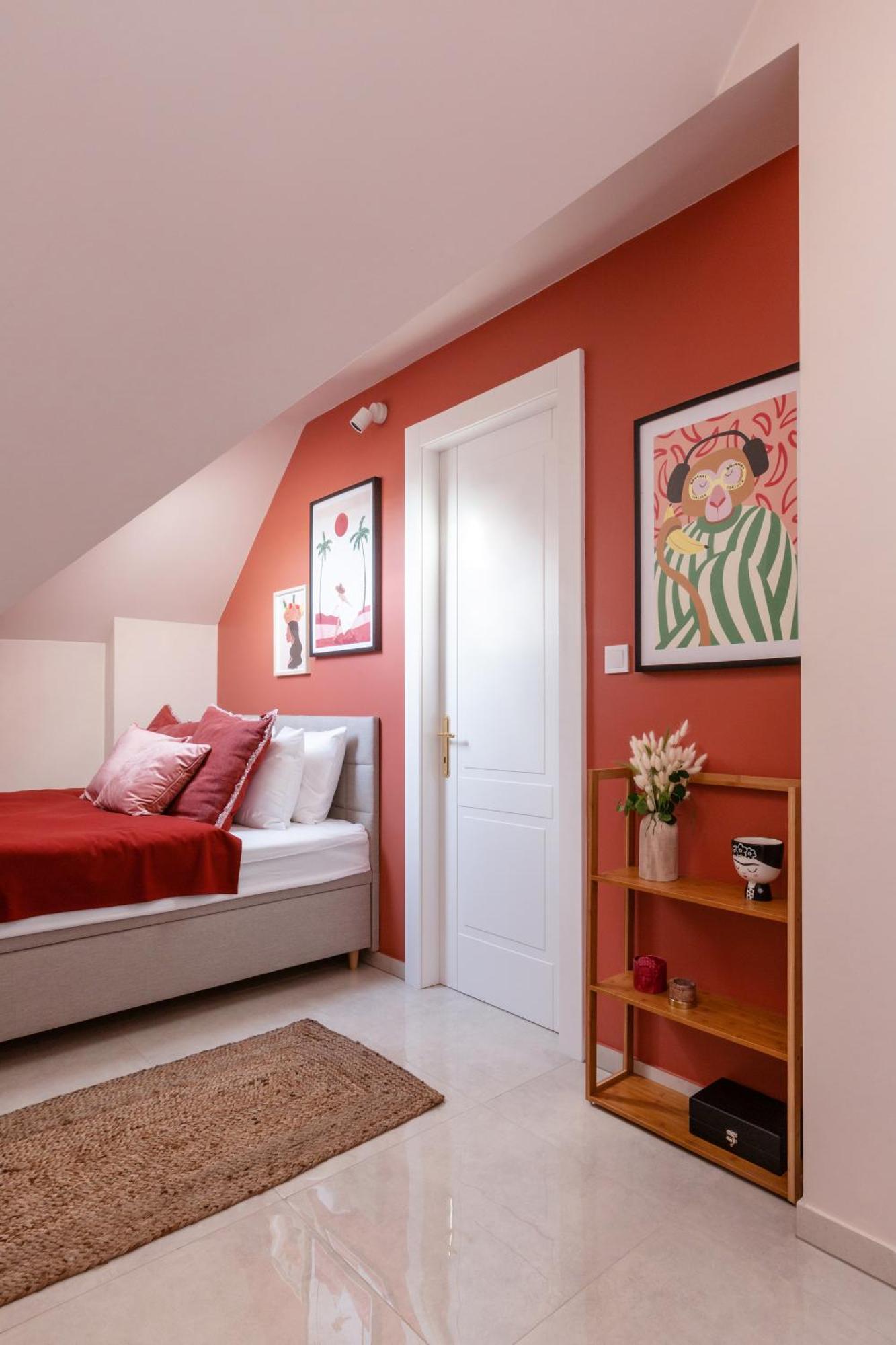 Apartamento Turnkey I Letna Park