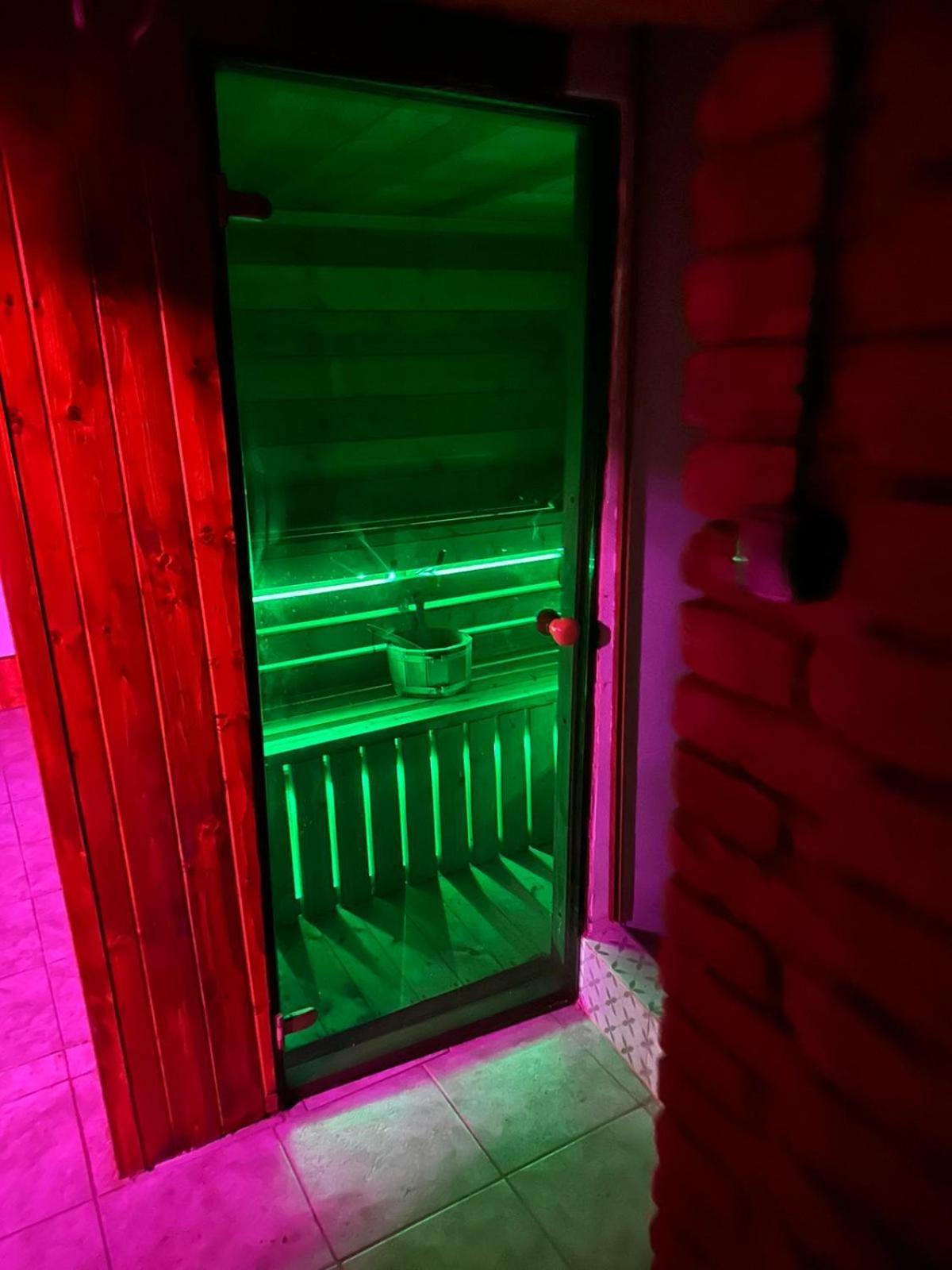 Oasis-spa Loft * Prague