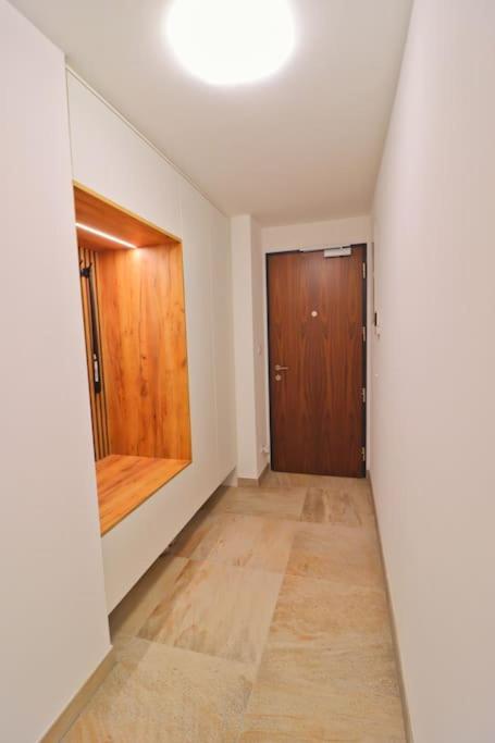 The Peony In Smichov, 5 Apartamento *