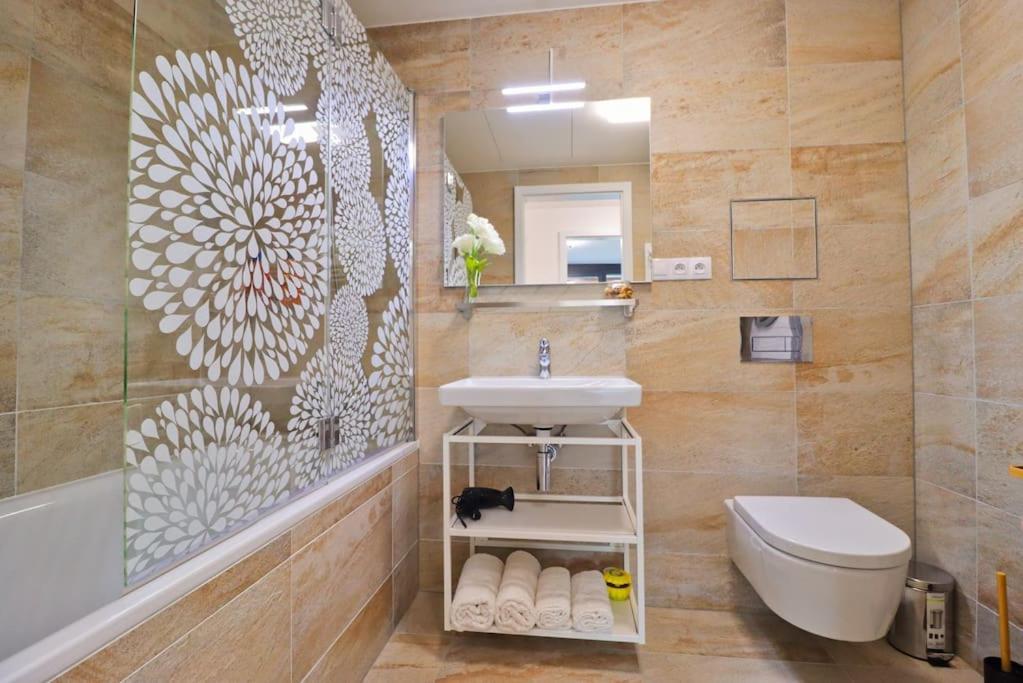 The Peony In Smichov, 5 Apartamento