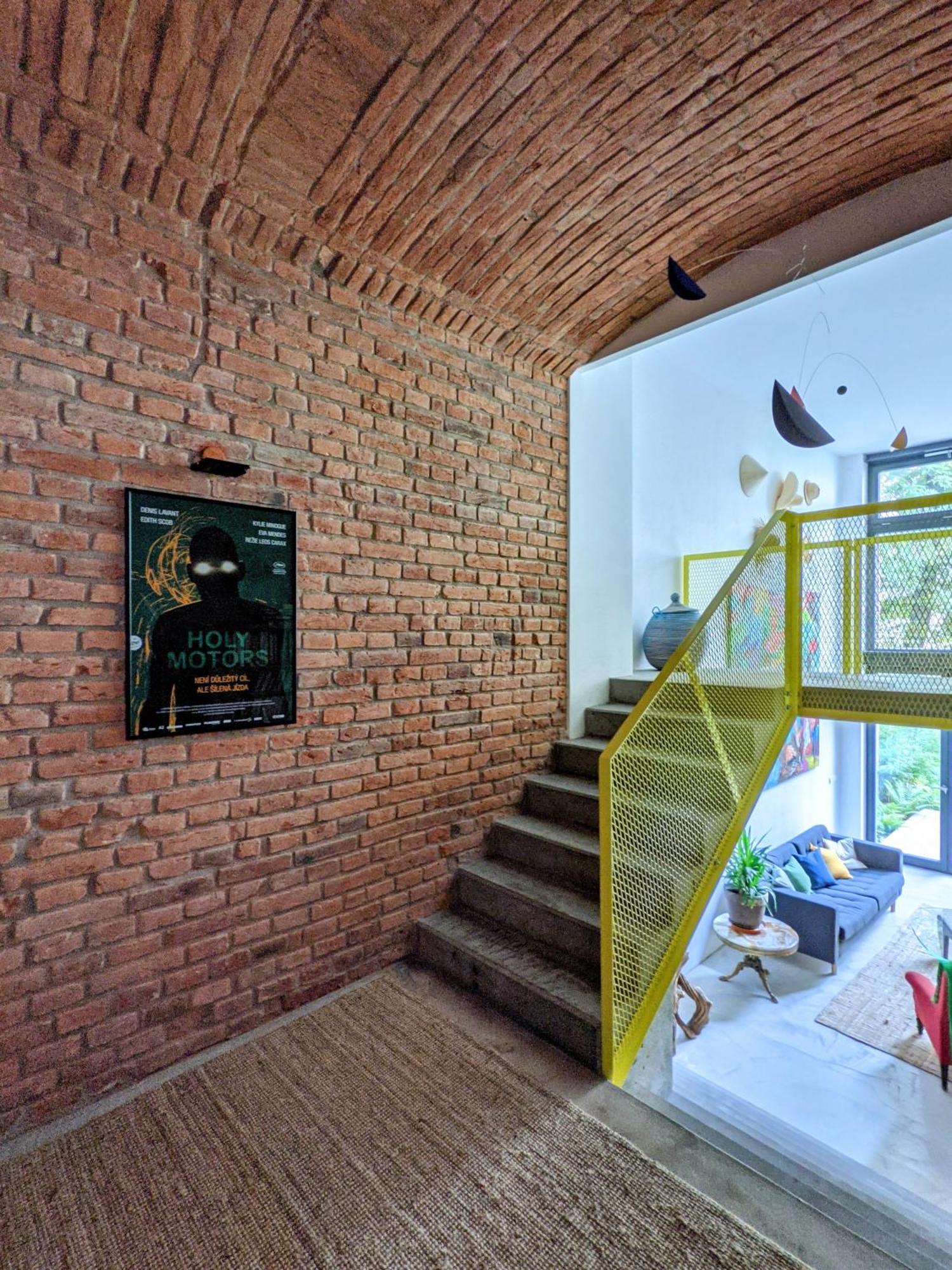 Romantic And Atypical In Prague's Montmartre Appartement Prague