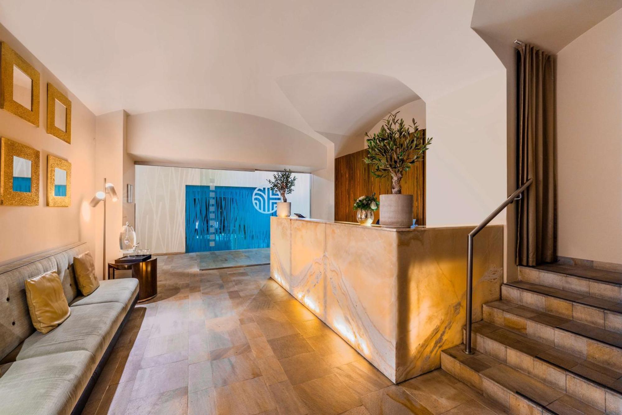 Nh Collection Carlo Iv Otel