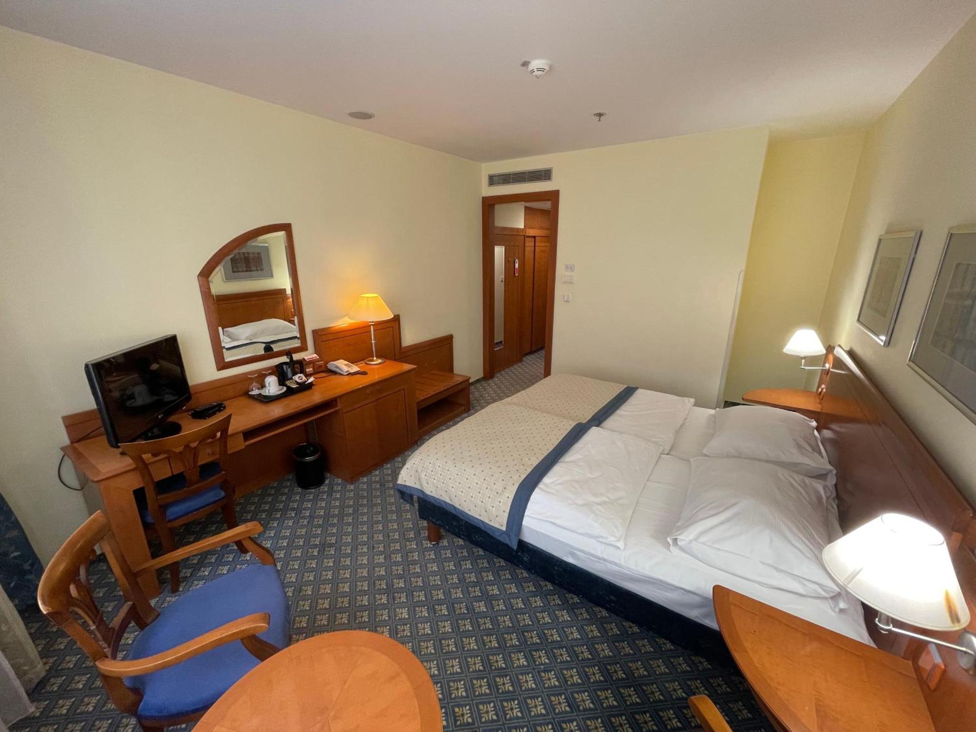 Ramada Centre Hotel Prague