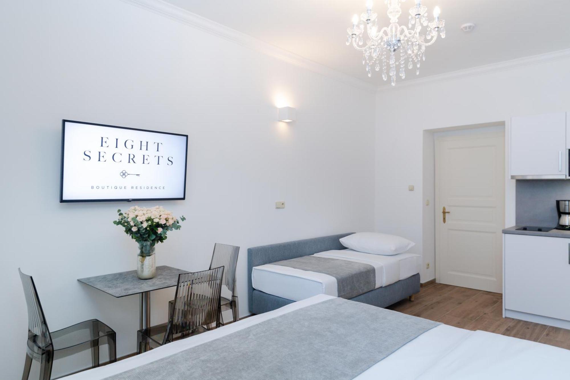 Eight Secrets Boutique By Dwellfort Praga