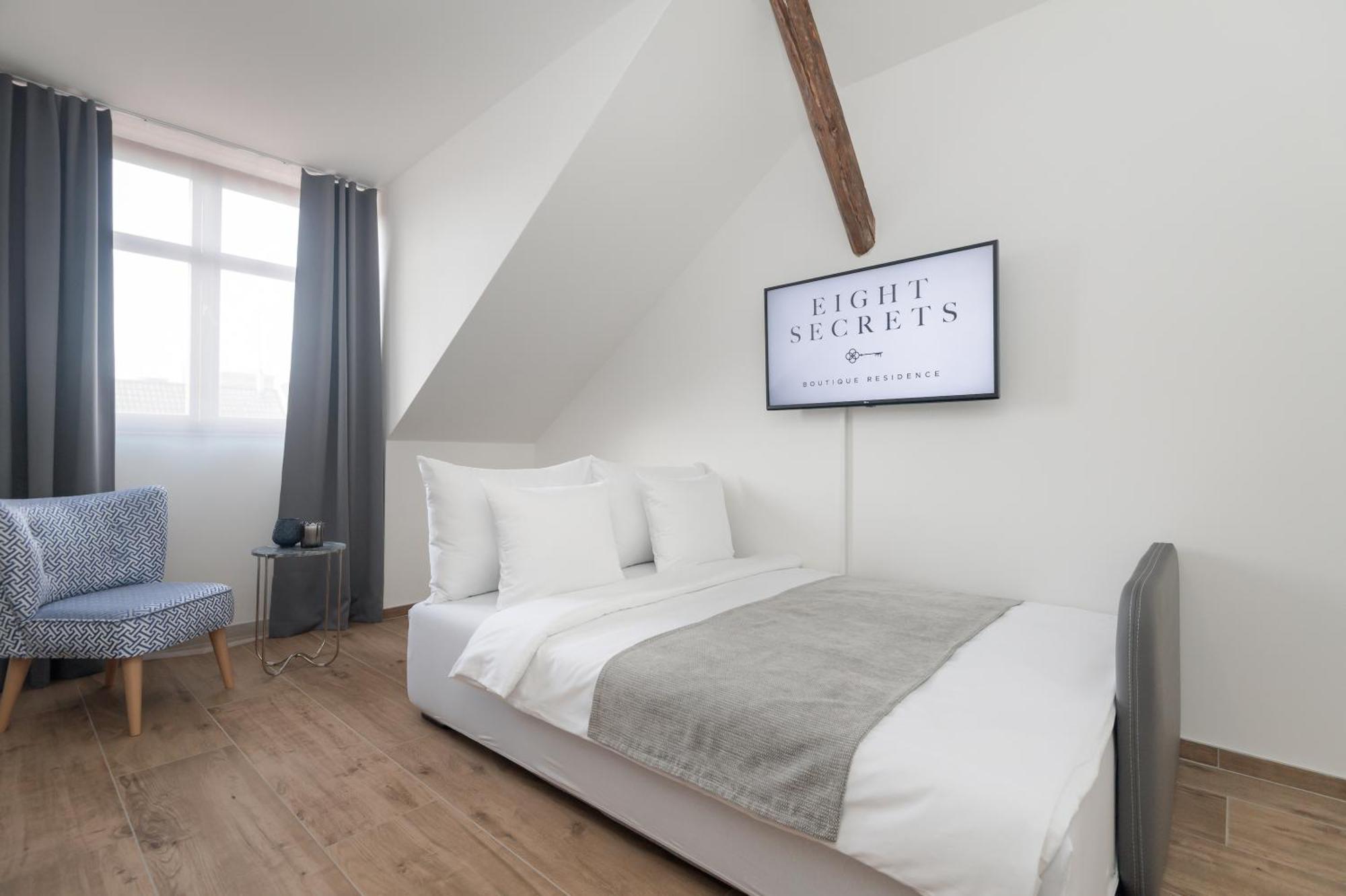Eight Secrets Boutique By Dwellfort Praga