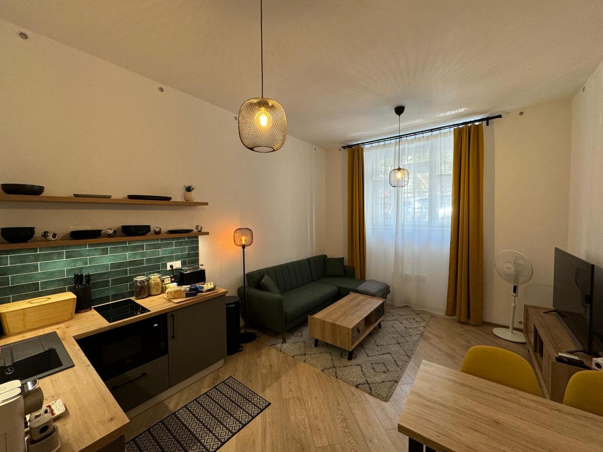 Modern In The Heart Of Vrsovice * Prague