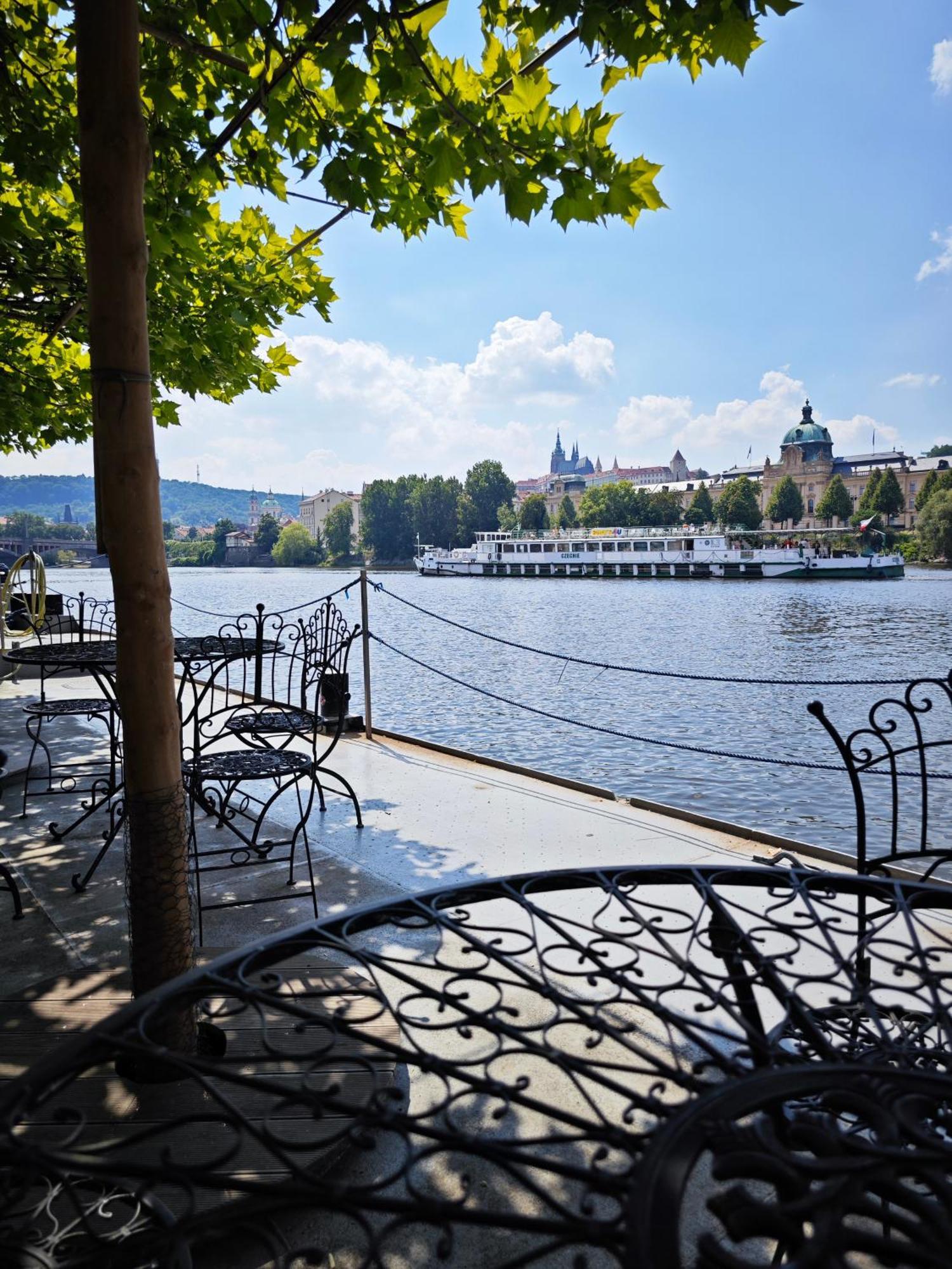 Gold Daire Prag
