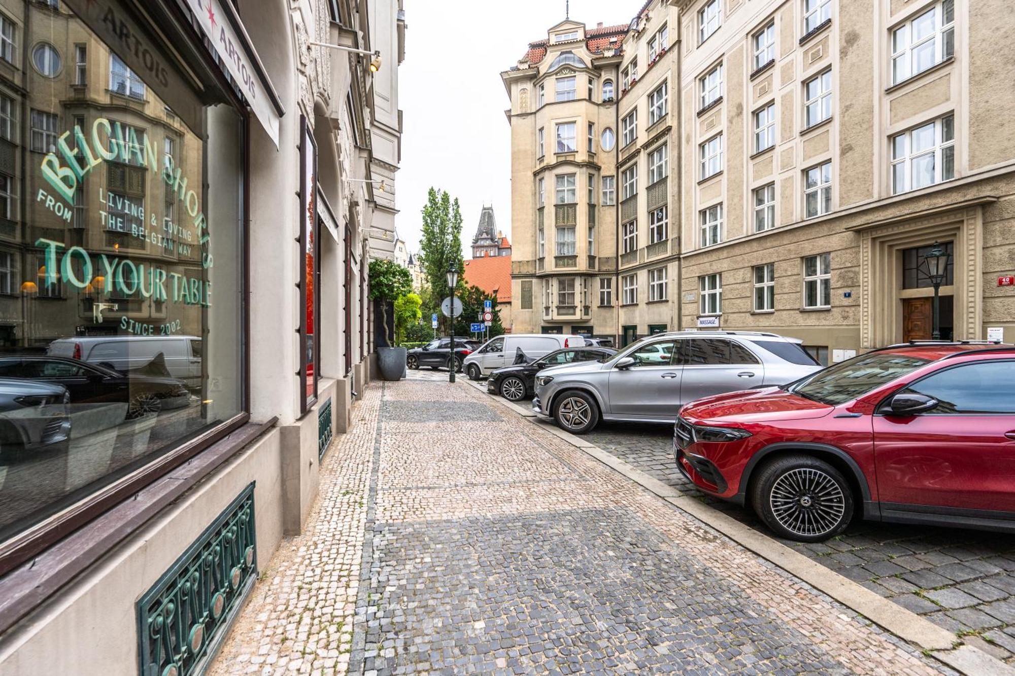 Wishlist Residences - Old Town Square Apartment