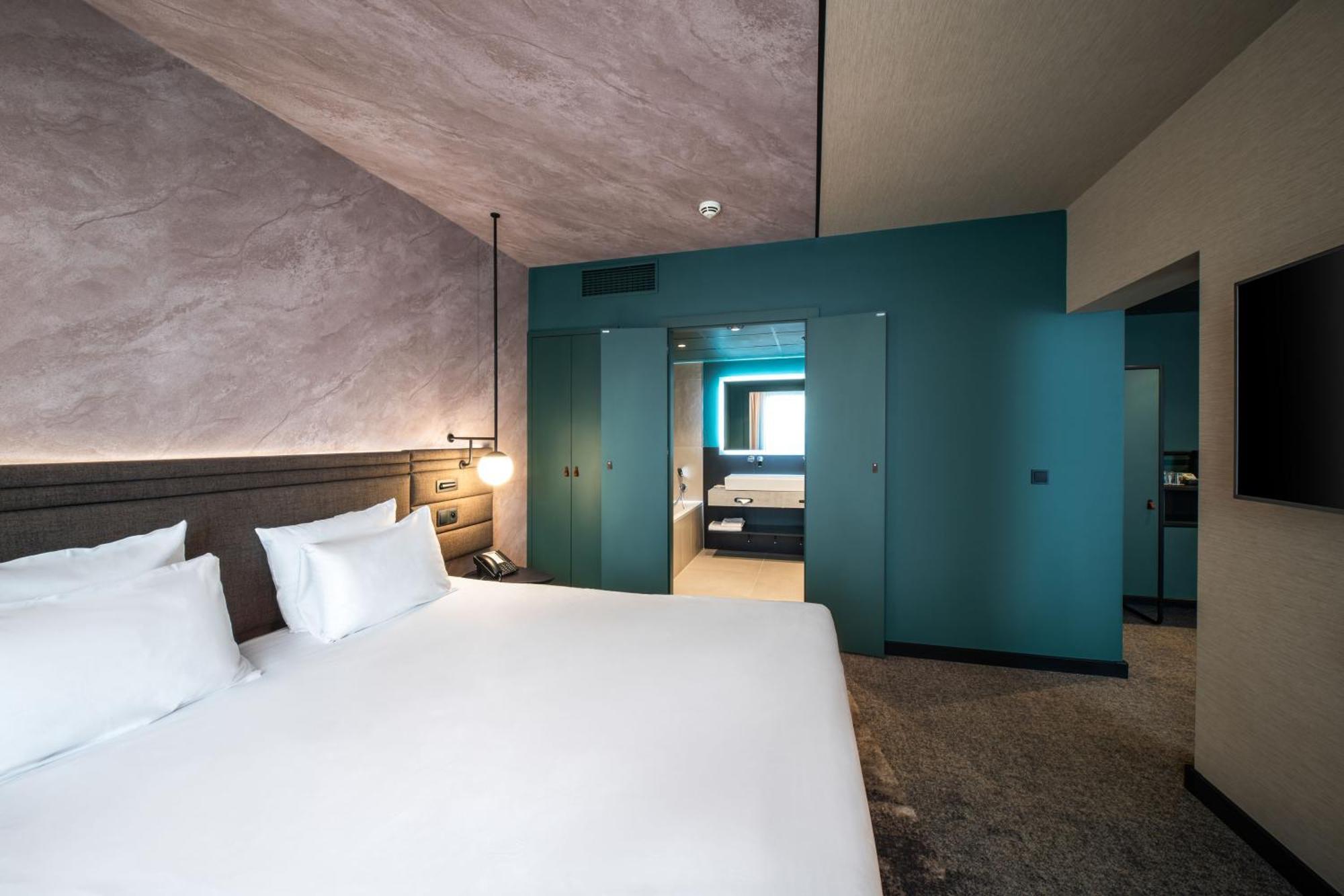 Novotel Wenceslas Square Hotel 4*