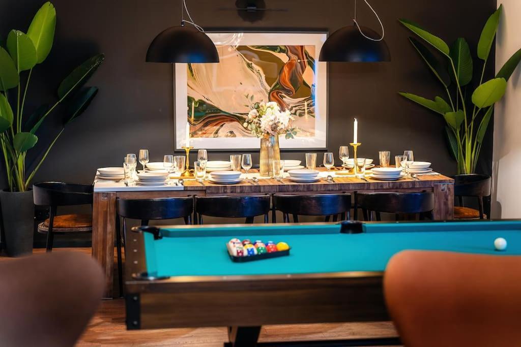 Tower Old Town Lux 4br & 3bath Terrace Apartment Prague