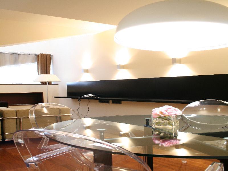 987 Design Hotel 4*