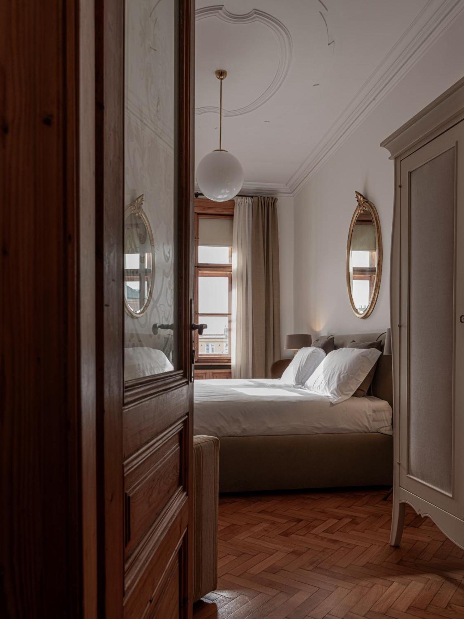 Luxury Palais Des Arts Apartment