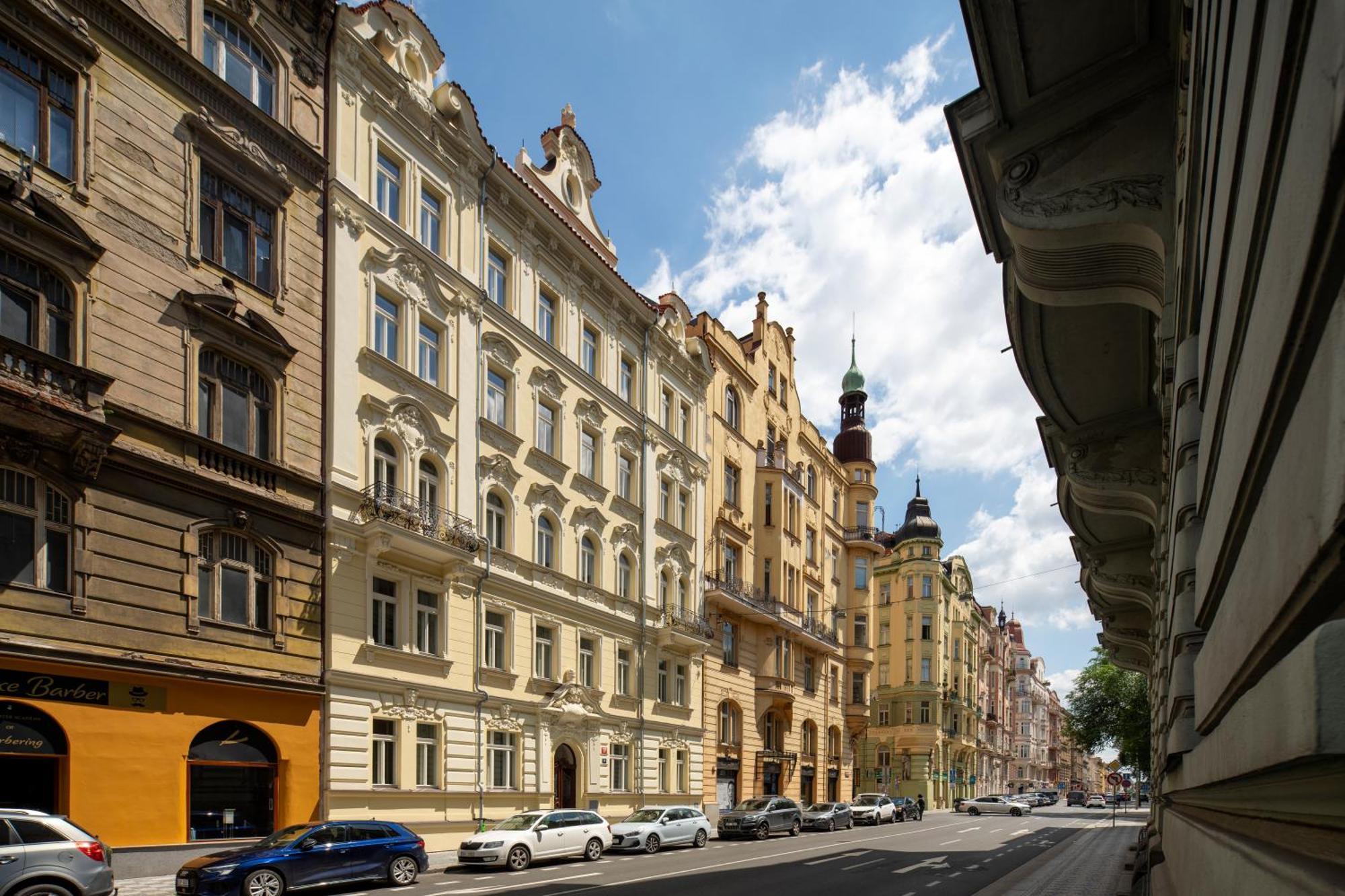 Apartment Amazing Zborovska *